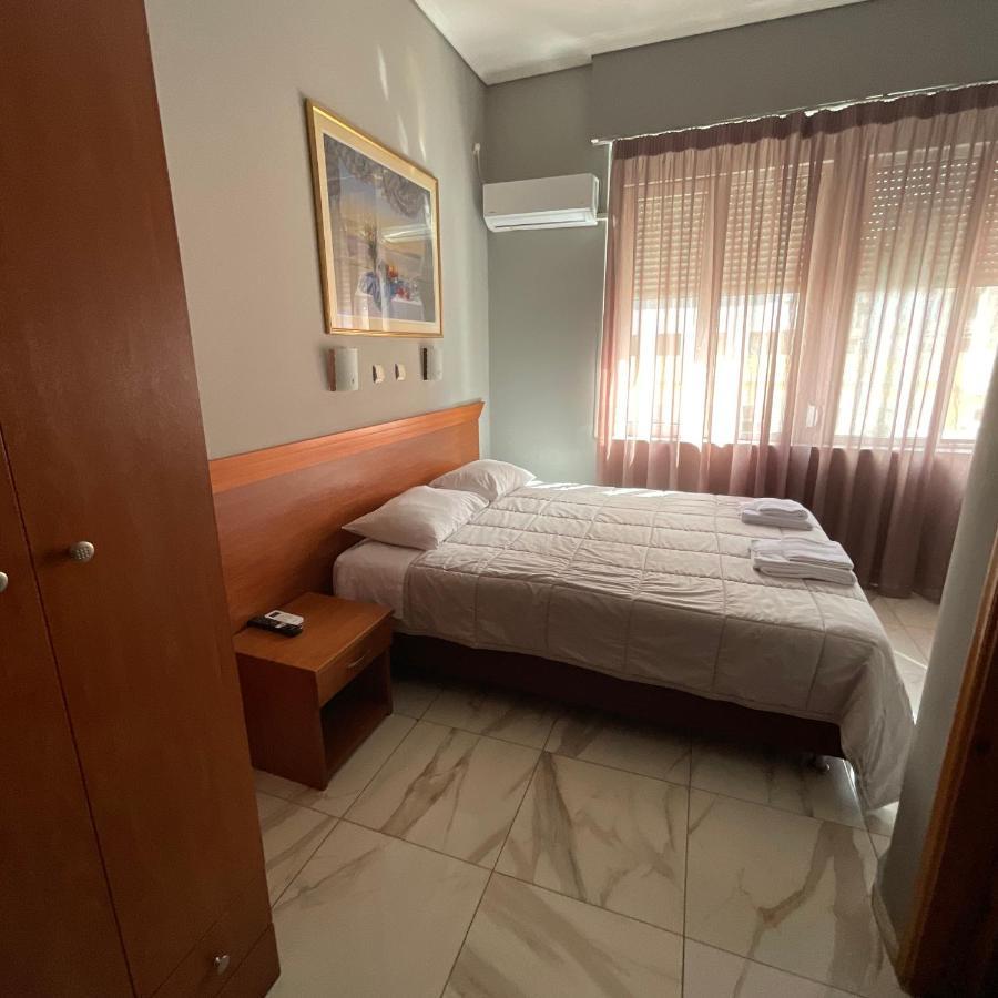 Hotel Acropole Piraeus